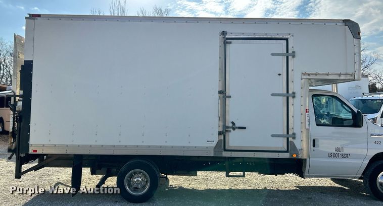 image for item EK4023 2012 Ford E450 Super Duty box truck