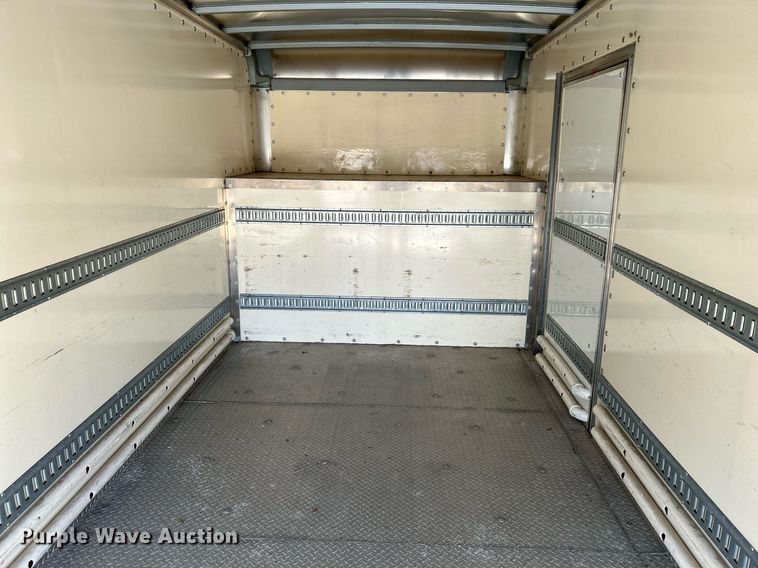 image for item EK4023 2012 Ford E450 Super Duty box truck