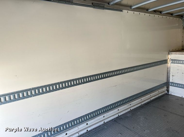 image for item EK4023 2012 Ford E450 Super Duty box truck