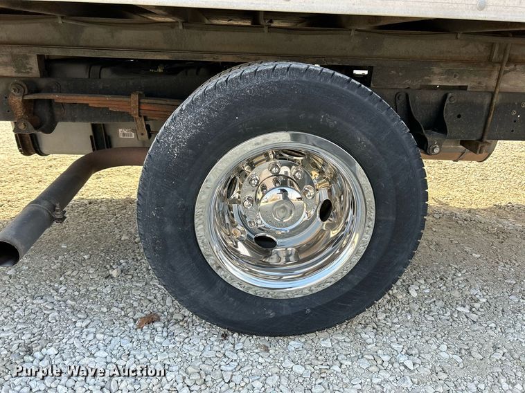 image for item EK4023 2012 Ford E450 Super Duty box truck