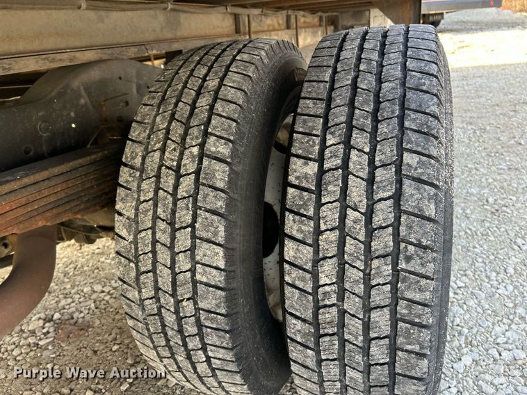 image for item EK4023 2012 Ford E450 Super Duty box truck