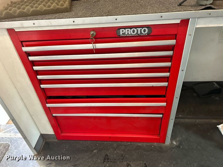 image for item EK4027 2004 Ford E450 Super Duty box truck