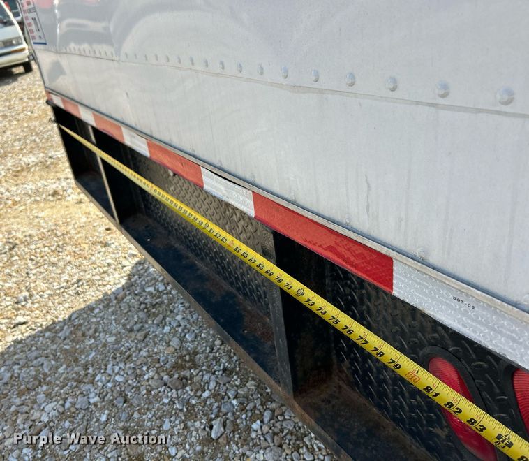 image for item EK4027 2004 Ford E450 Super Duty box truck