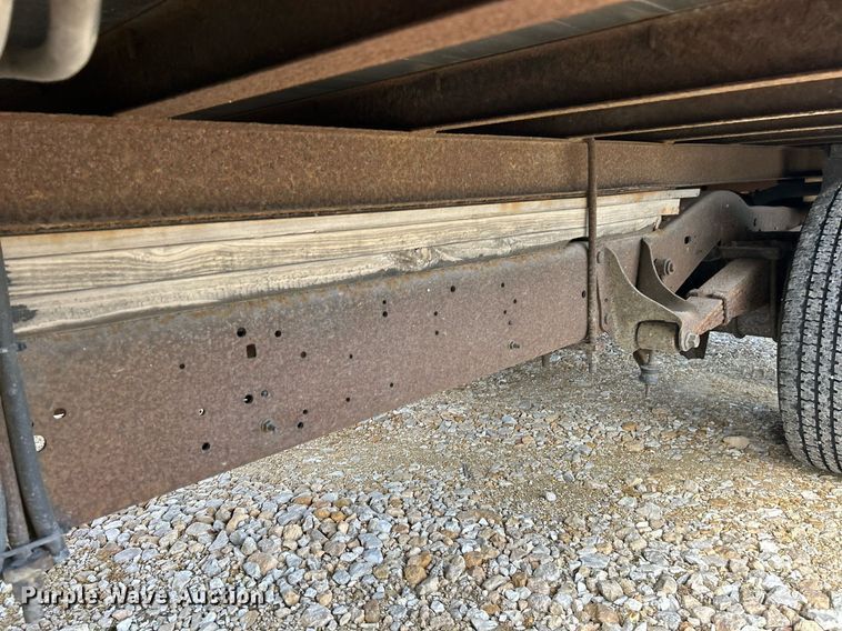 image for item EK4027 2004 Ford E450 Super Duty box truck