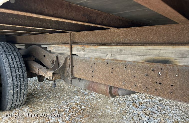 image for item EK4027 2004 Ford E450 Super Duty box truck