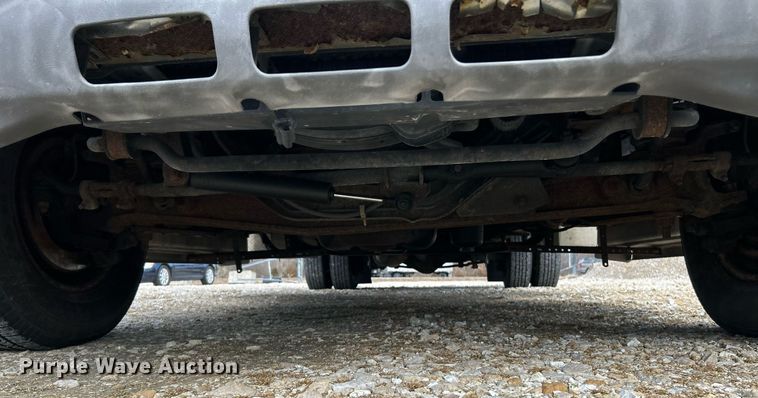 image for item EK4027 2004 Ford E450 Super Duty box truck