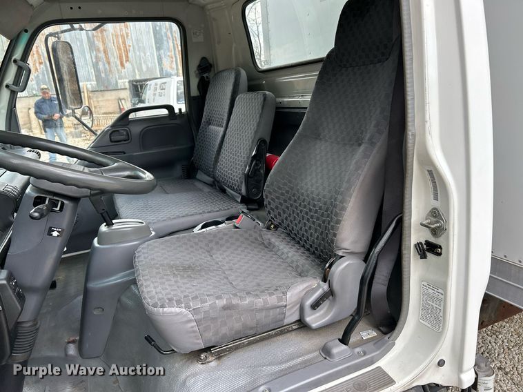 image for item EK4028 2007 Isuzu NPR HD box truck