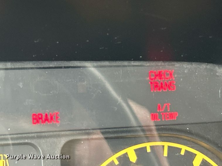 image for item EK4028 2007 Isuzu NPR HD box truck