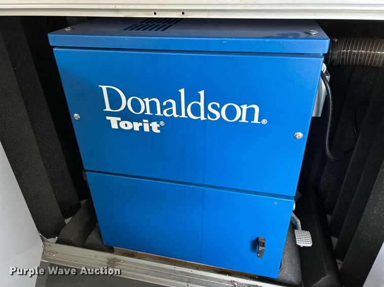 image for item EK4028 2007 Isuzu NPR HD box truck