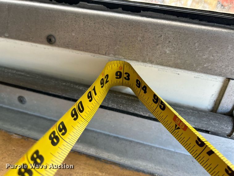 image for item EK4028 2007 Isuzu NPR HD box truck