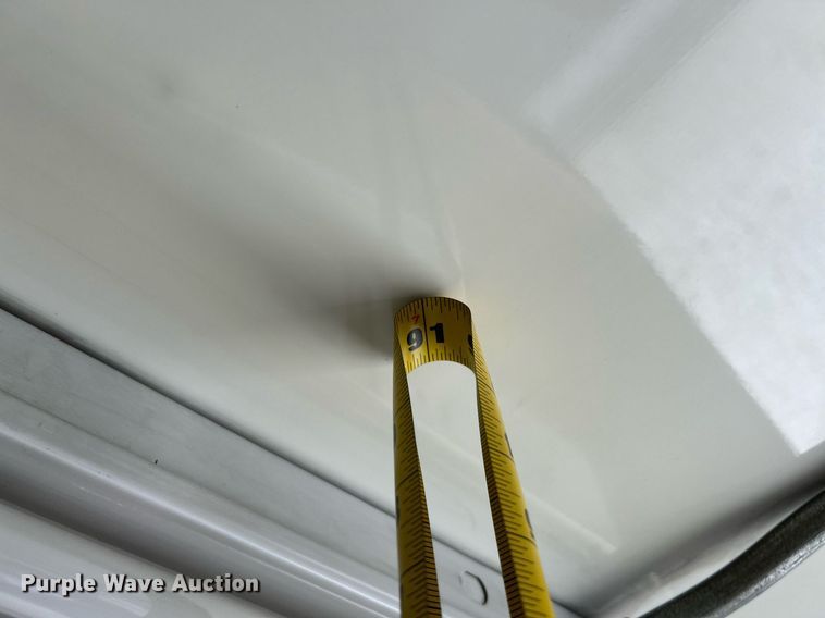 image for item EK4028 2007 Isuzu NPR HD box truck