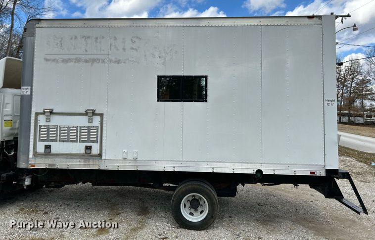 image for item EK4028 2007 Isuzu NPR HD box truck