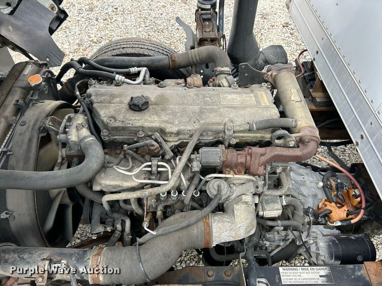 image for item EK4028 2007 Isuzu NPR HD box truck