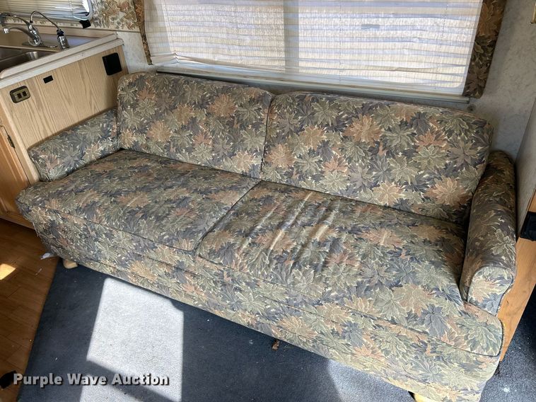 image for item EK4029 1999 Winnebago  WKL36L RV