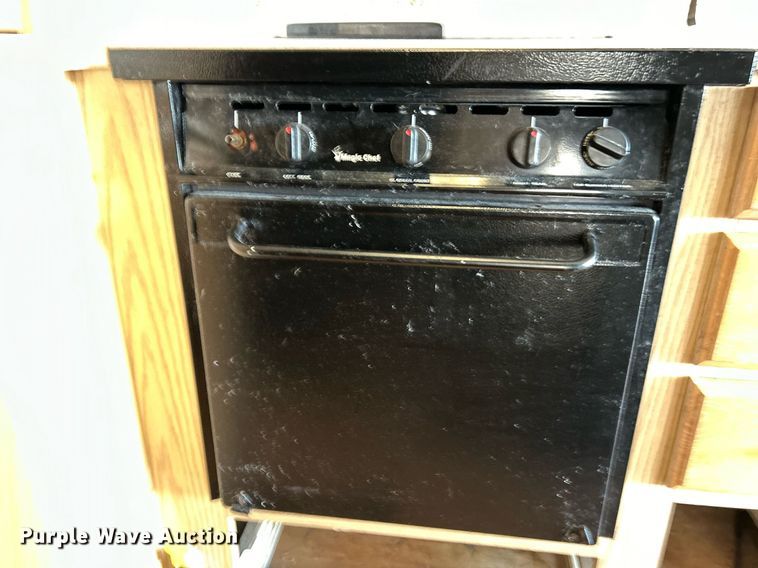 image for item EK4029 1999 Winnebago  WKL36L RV