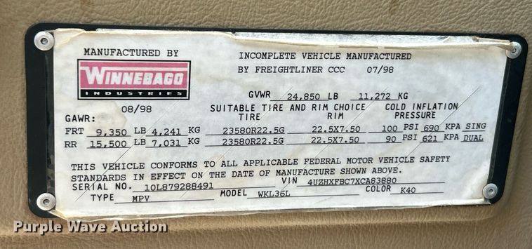 image for item EK4029 1999 Winnebago  WKL36L RV