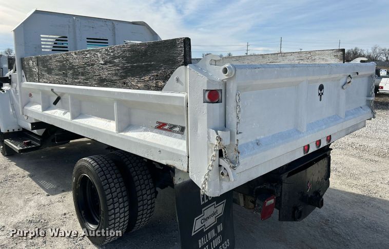 image for item EK4032 2003 Chevrolet C4500 Limited Edition dump truck