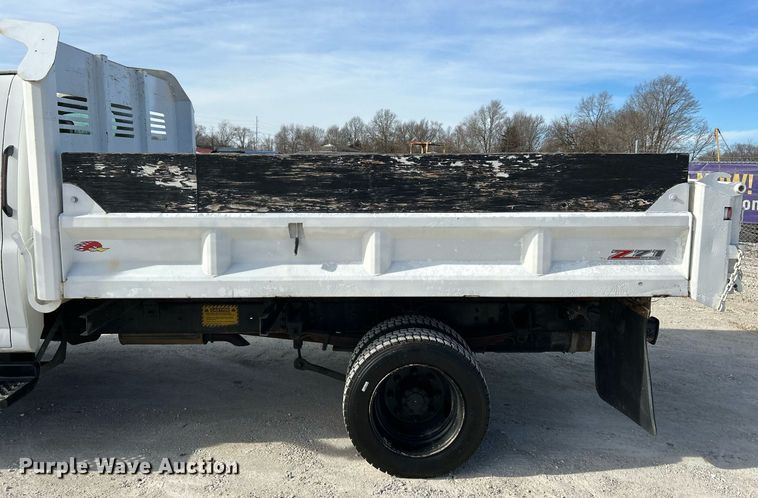 image for item EK4032 2003 Chevrolet C4500 Limited Edition dump truck