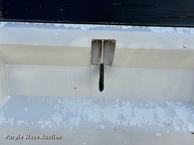 image for item EK4032 2003 Chevrolet C4500 Limited Edition dump truck