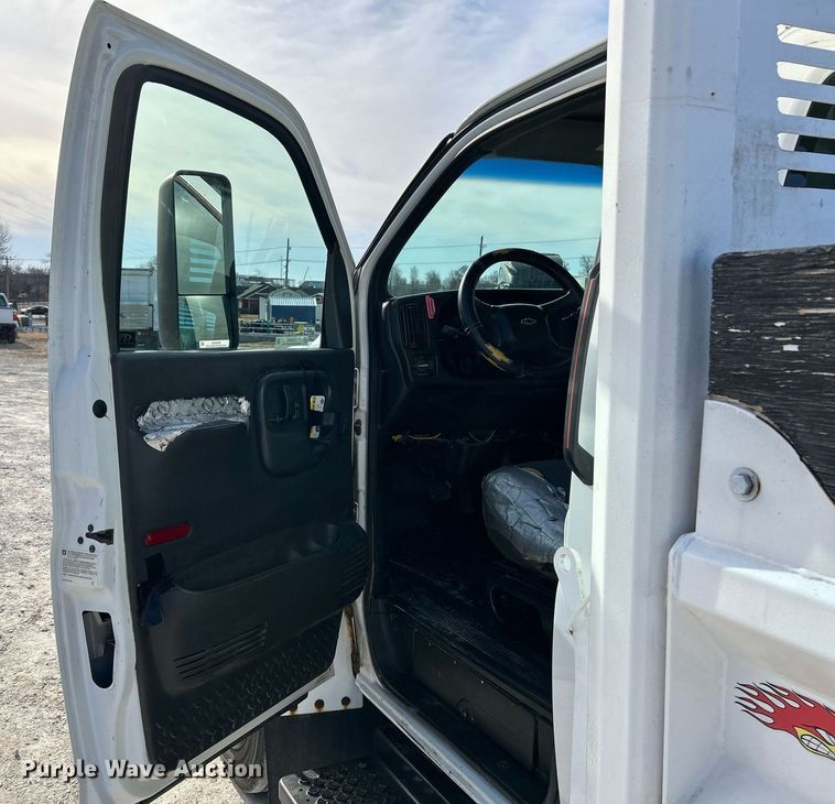 image for item EK4032 2003 Chevrolet C4500 Limited Edition dump truck