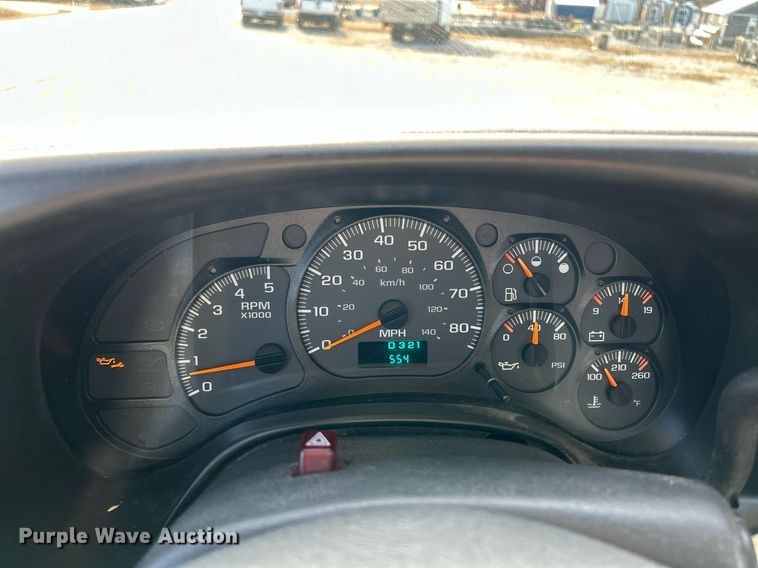 image for item EK4032 2003 Chevrolet C4500 Limited Edition dump truck