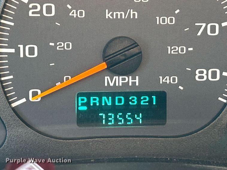 image for item EK4032 2003 Chevrolet C4500 Limited Edition dump truck