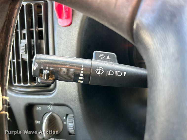 image for item EK4032 2003 Chevrolet C4500 Limited Edition dump truck