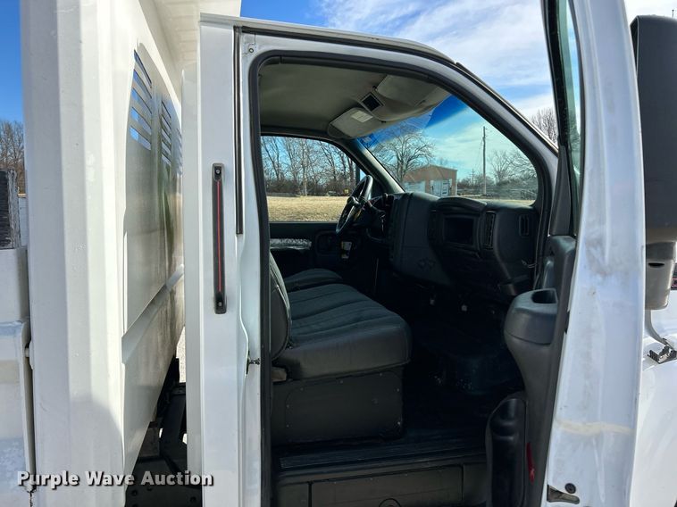 image for item EK4032 2003 Chevrolet C4500 Limited Edition dump truck