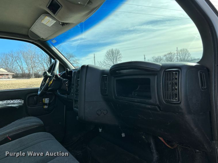 image for item EK4032 2003 Chevrolet C4500 Limited Edition dump truck