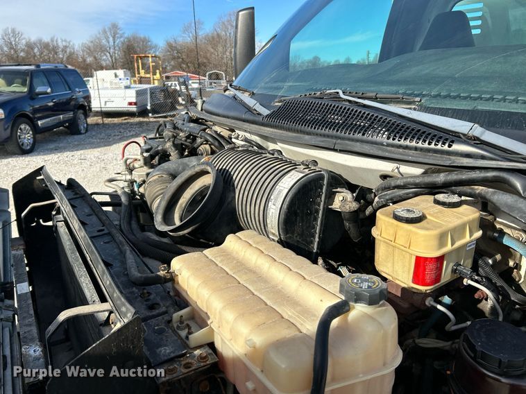 image for item EK4032 2003 Chevrolet C4500 Limited Edition dump truck