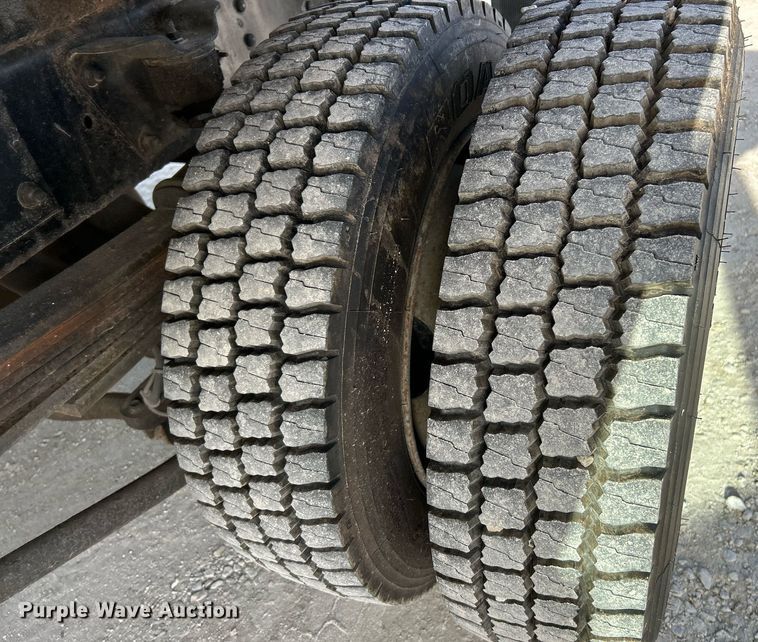 image for item EK4032 2003 Chevrolet C4500 Limited Edition dump truck