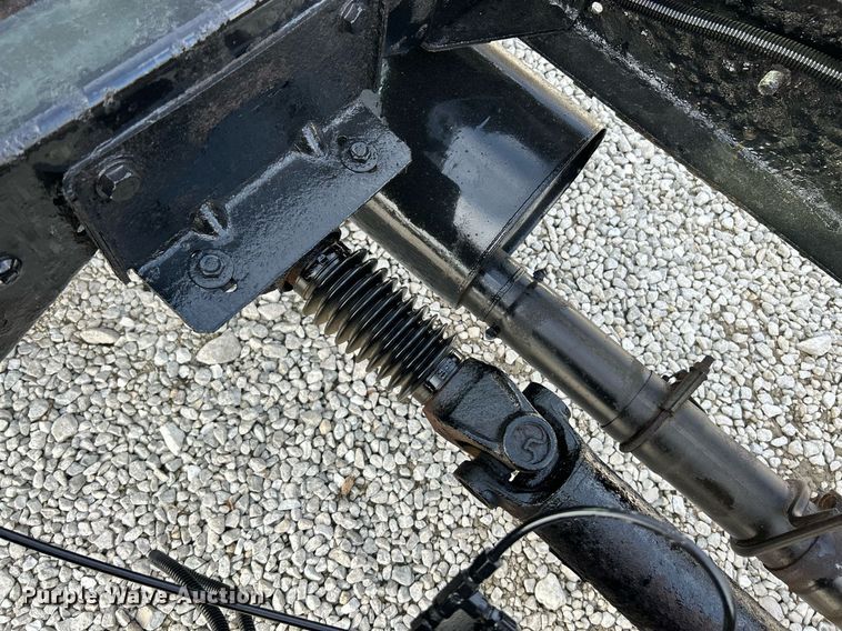 image for item EK4037 2006 GMC C4500 truck cab and chassis