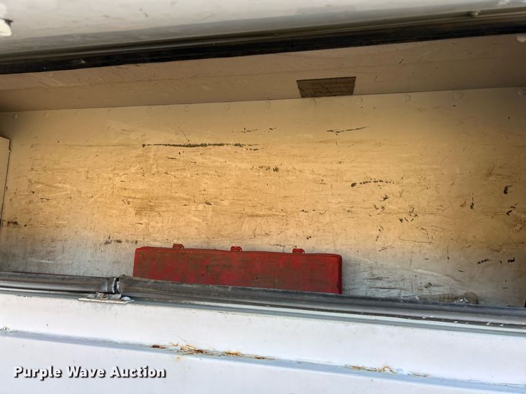 image for item EK4075 2002 Freightliner FL70 utility / service truck