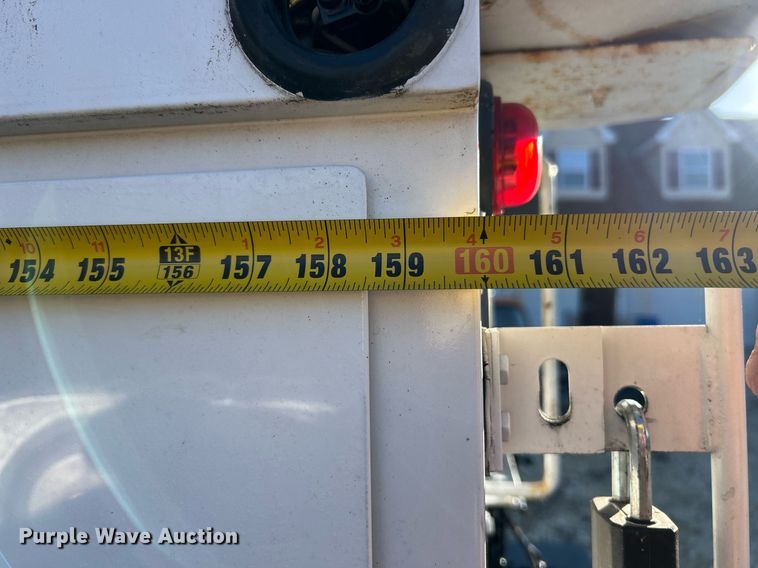 image for item EK4075 2002 Freightliner FL70 utility / service truck