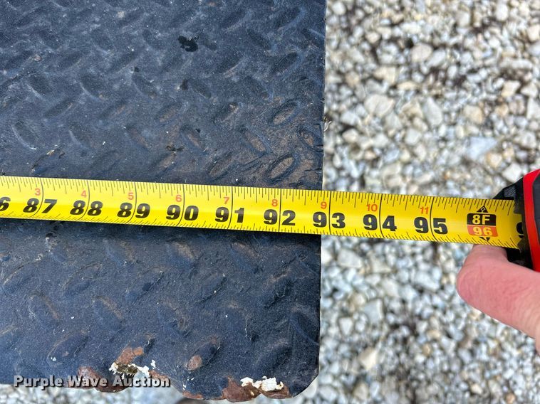 image for item EK4075 2002 Freightliner FL70 utility / service truck