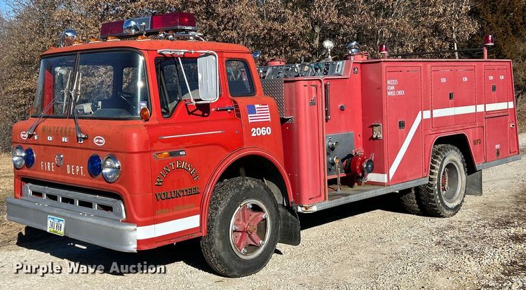 image for item EK4076 1972 Ford 700 pumper fire truck