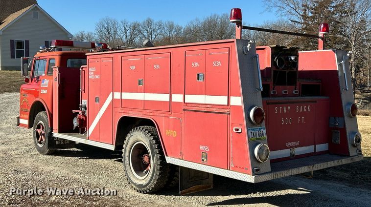 image for item EK4076 1972 Ford 700 pumper fire truck
