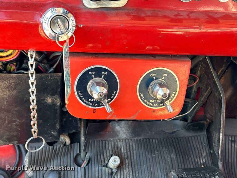 image for item EK4076 1972 Ford 700 pumper fire truck