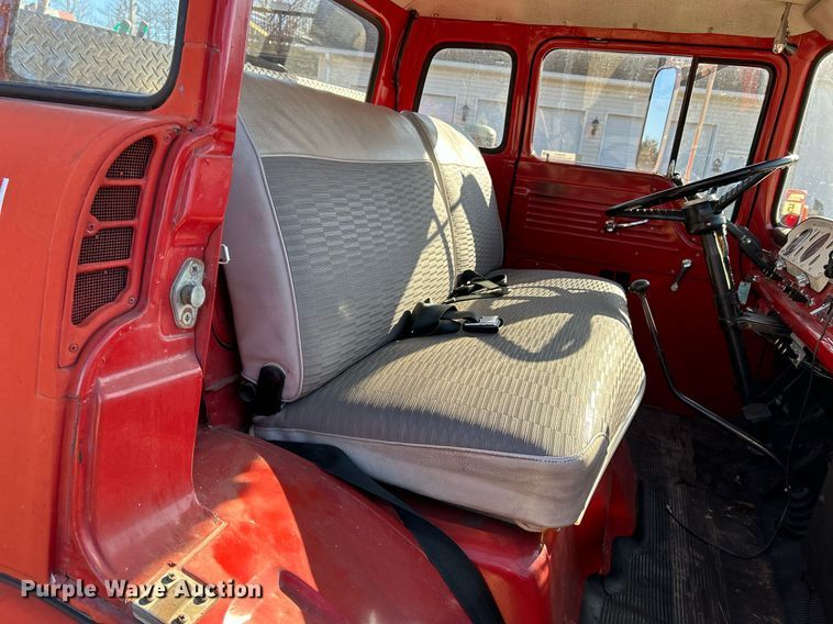 image for item EK4076 1972 Ford 700 pumper fire truck