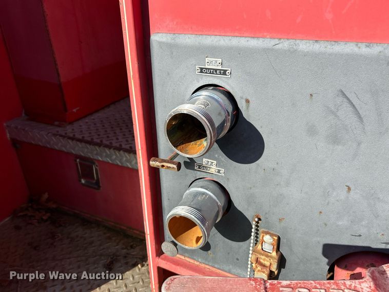 image for item EK4076 1972 Ford 700 pumper fire truck