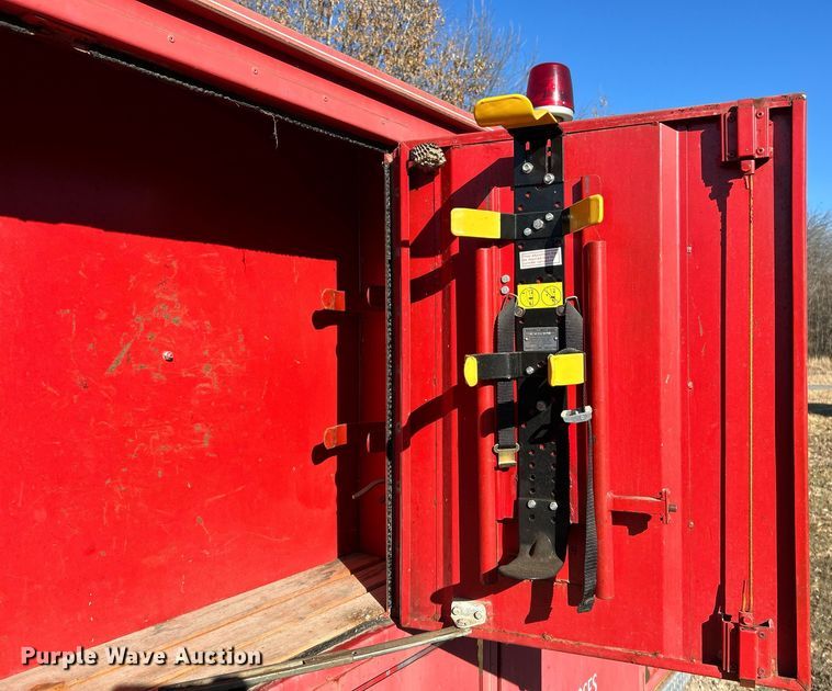 image for item EK4076 1972 Ford 700 pumper fire truck