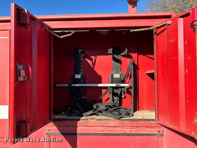 image for item EK4076 1972 Ford 700 pumper fire truck