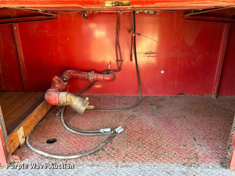 image for item EK4076 1972 Ford 700 pumper fire truck