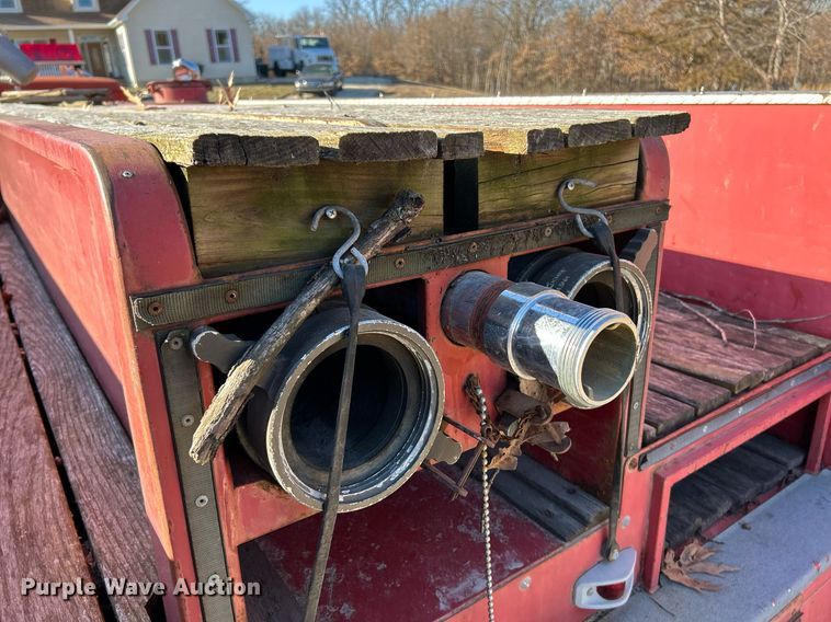 image for item EK4076 1972 Ford 700 pumper fire truck