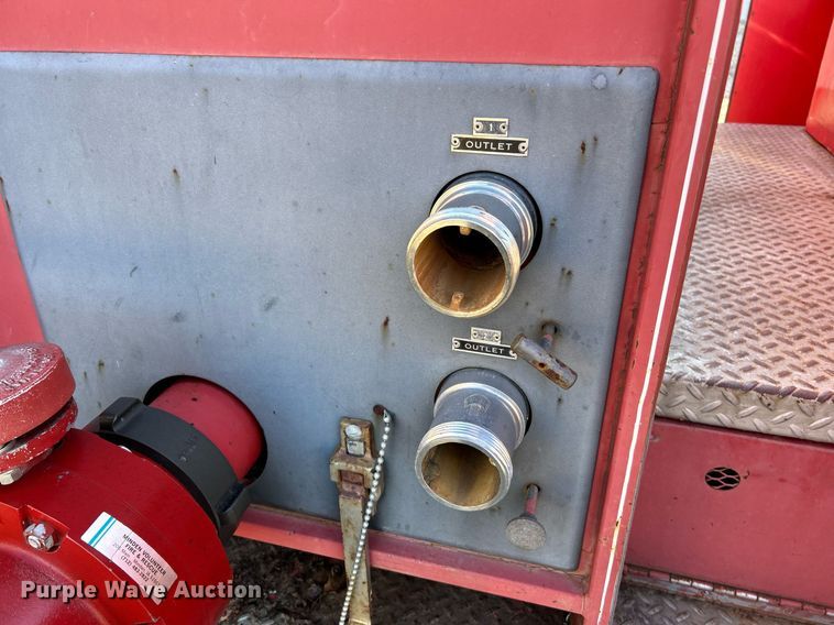 image for item EK4076 1972 Ford 700 pumper fire truck