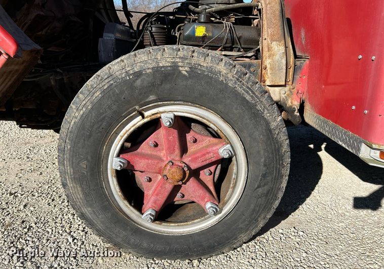 image for item EK4076 1972 Ford 700 pumper fire truck