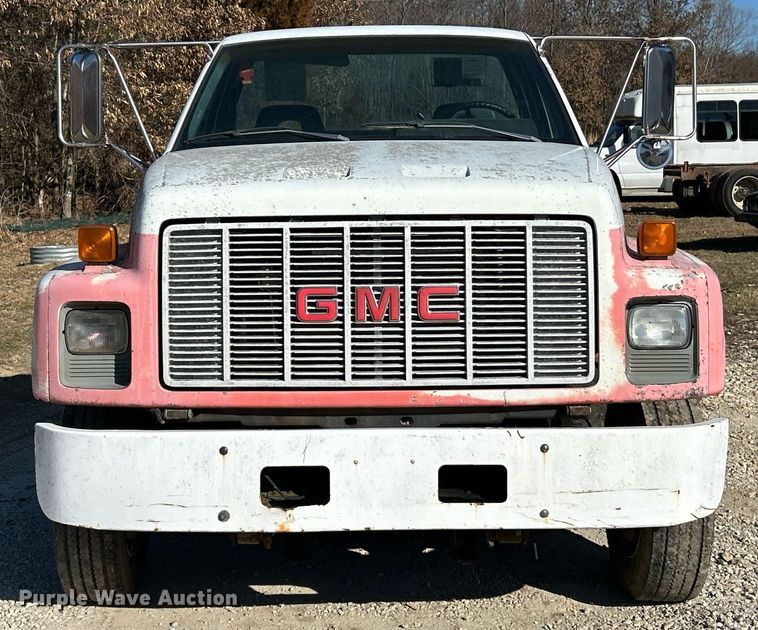 image for item EK4077 1993 GMC TopKick LoPro truck cab and chassis