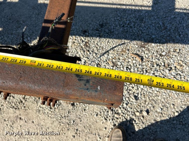 image for item EK4077 1993 GMC TopKick LoPro truck cab and chassis