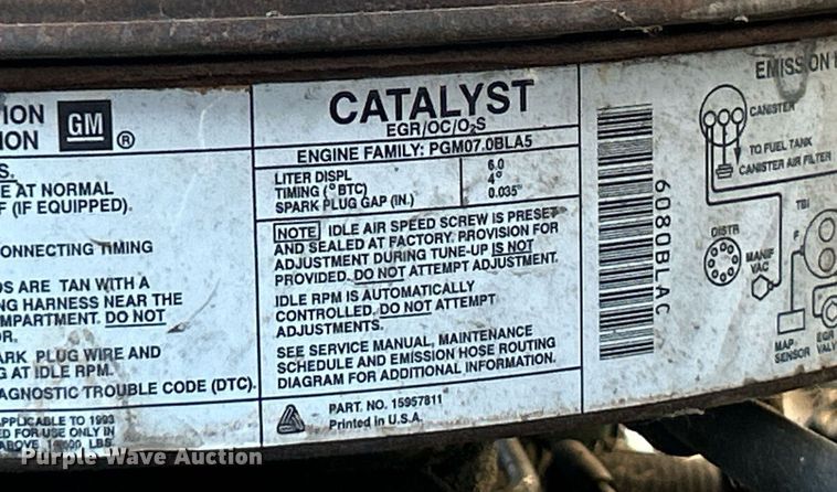 image for item EK4077 1993 GMC TopKick LoPro truck cab and chassis