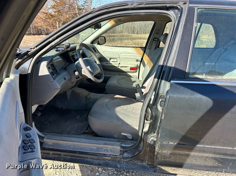 image for item EK4078 1998 Ford Crown Victoria Police Interceptor 